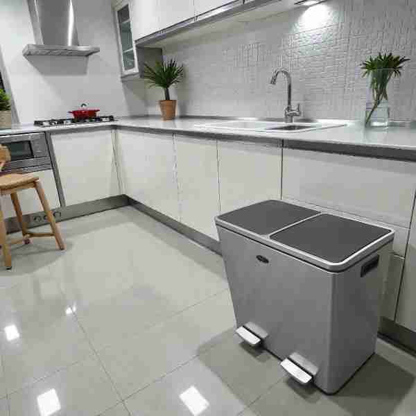 Bote rectangular doble de 48 lt. de acero